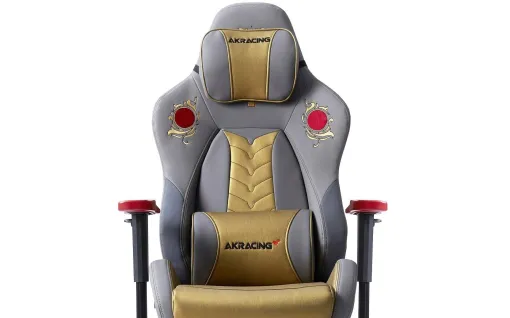 『北斗の拳』ラオウの玉座をイメージしたゲーミングチェアが7月19日にAKRacingから発売。サウザーモデル“聖帝の椅子”も登場