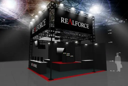 東プレ“REALFORCE”がTGS2024に出展。ホロライブとのコラボキーボード公開や特製コラボクリアファイルのプレゼントも