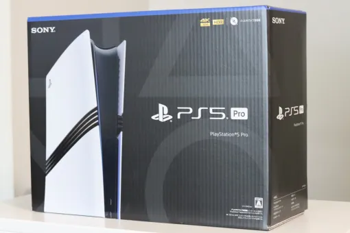 PS5 Pro外観を先行現物チェック。ほぼ変わらないけど、ちょっと違う