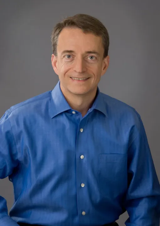 Intelのパット・ゲルシンガーCEOが退任。業績低迷受けてか