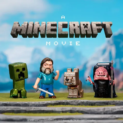 映画「マインクラフト／ザ・ムービー」TOHOシネマズ限定のフィギュアセットが登場。映画版とゲーム版のメタルフィギュア2種