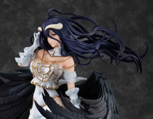 『オーバーロードIV』漆黒の翼を広げたアルベドのフィギュアが再降臨！ 地上に舞い降りた一瞬をとらえた繊細で優美な造形に目を奪われる