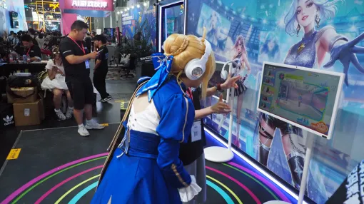 PCでもスマホでも，カメラさえ付いていれば踊れる。AI活用の3Dダンスリズムゲーム「ダンシングナイト：カーニバル」［CJ2025］