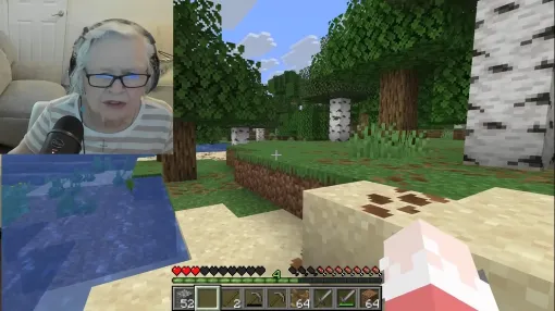 「マインクラフトおばあちゃん」が突如大人気に。戦闘中はブチギレ、二面性おばあちゃん 「マインクラフトおばあちゃん」が突如大人気に。戦闘中はブチギレ、二面性おばあちゃん