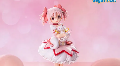『マギレコ』まどかのフィギュアが再登場。キュゥべえを抱いたポーズと笑顔がかわいい