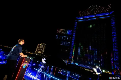 ドバイ・フレームが2,000機以上のドローンでゲーム画面に！世界初の空中テトリス公式戦「Red Bull Tetris World Final」の公式レポートが到着