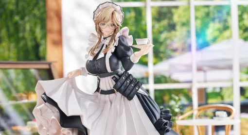 『NIKKE』エードが初のスケールフィギュア化。基本衣装をもとに眼鏡や袖口のディテールなど細部まで丁寧に造形