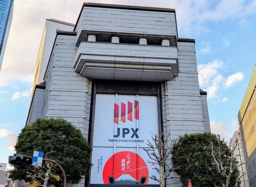 【ゲームエンタメ株前場(2/5)】任天堂続落も大手ゲームはマチマチ　ファンド買い増しのスクエニHD反発　コロプラも高い【チャート掲載】